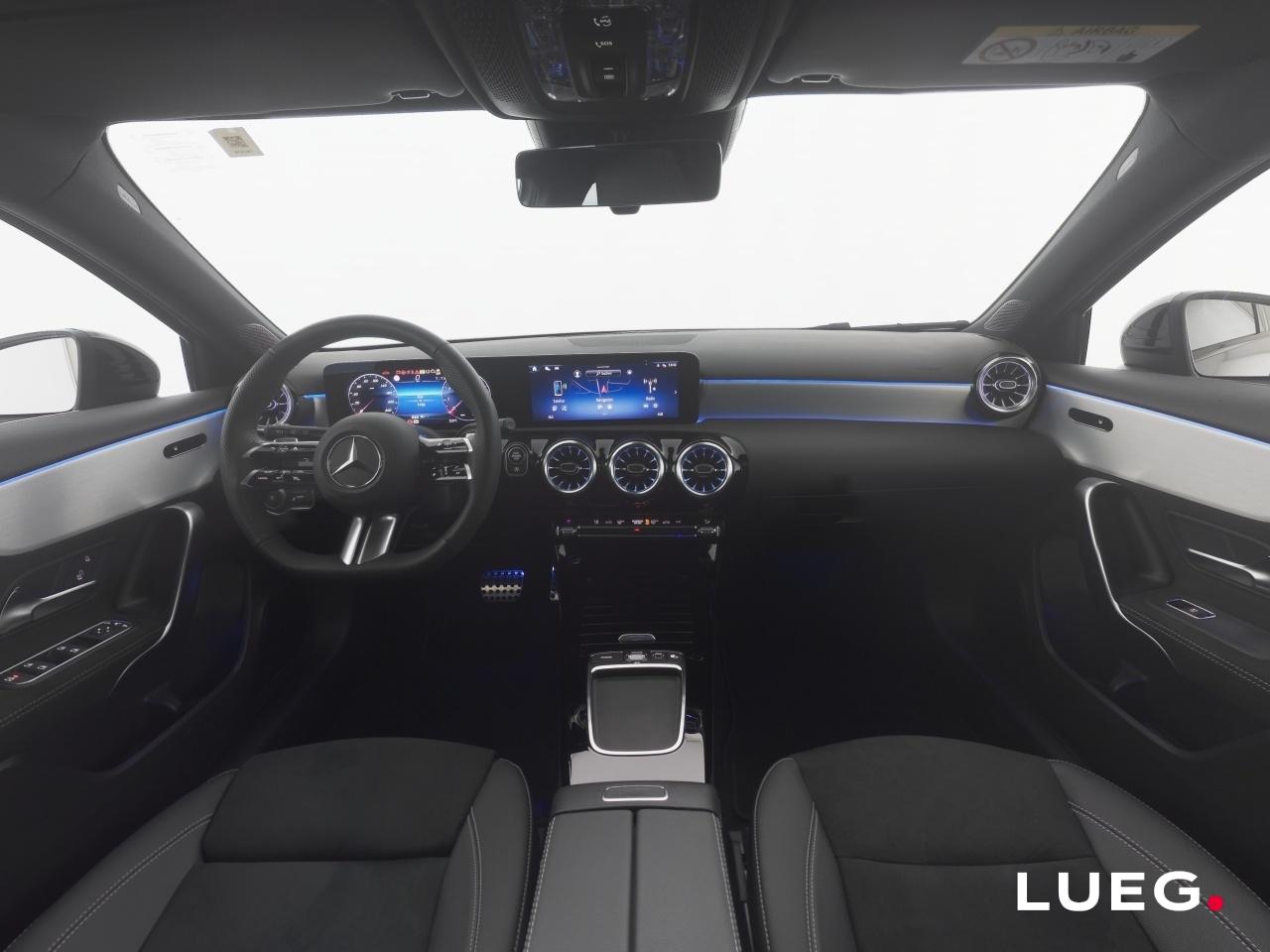 Mercedes-Benz A 250 4M SPECIAL-EDITION+AMG+19''+PANO+TOTW+SOUN