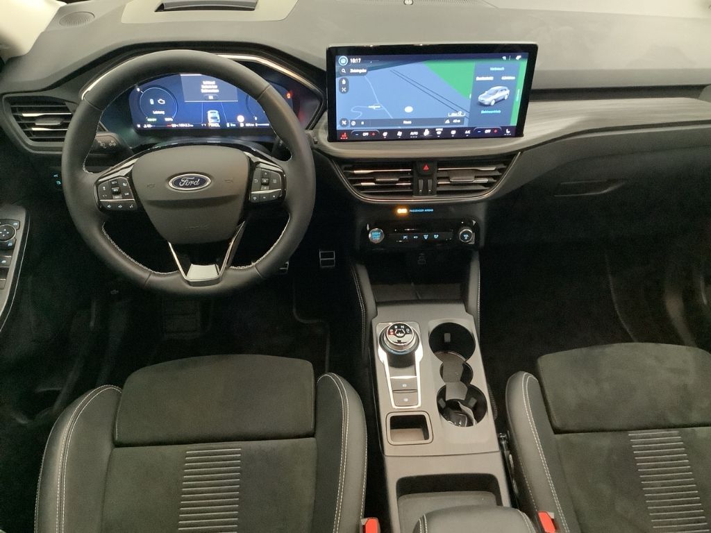 Fahrzeugabbildung Ford Kuga Plug-In Hybrid Active X HUD AHK Navi B&O