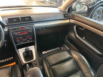 Audi A4  *TÜV 0228*KLIMAAUTOMATIK*SitzHZ*VOLL-LEDER*