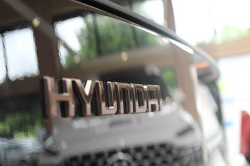 Fahrzeugabbildung Hyundai STARIA 4WD 8-AT SIGNATURE Sofort Verfügbar!!
