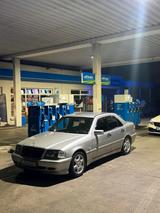 Mercedes-Benz Mercedes C180 Sport W202 Leder Automatik - Mercedes-Benz C 180 aus 1999