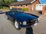 Triumph TR6 Pi - blaue Triumph TR6