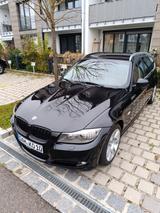 BMW Top gepflegter BMW 325i Touring, 87tkm, wenig km - BMW 325 aus 2010