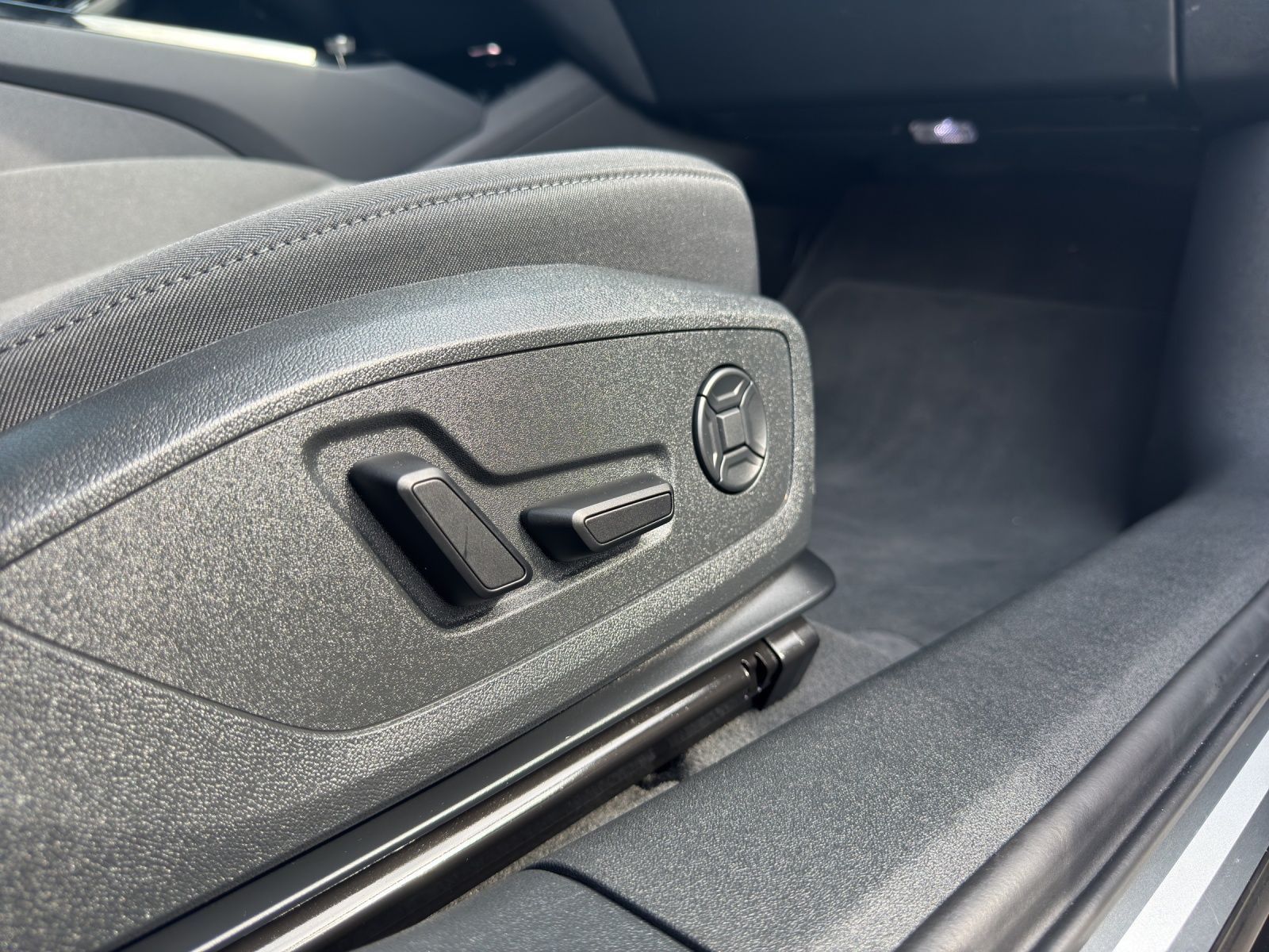 Audi A6 e-tron - Bild 13