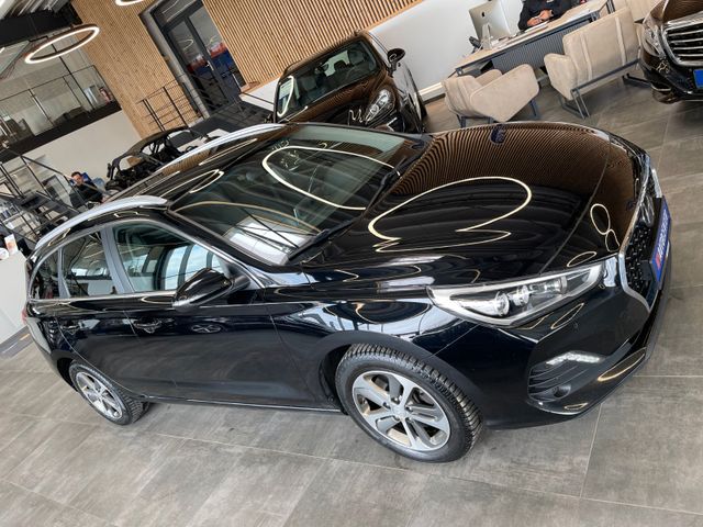 Hyundai i30 cw Premium *ACC*KAMERA*NAVI*SHZ*TEM*TOUCH*