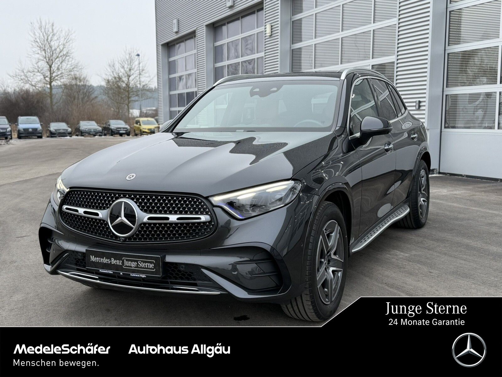 MERCEDES-BENZ GLC 300 4M AMG Premium Air Dist DLight Memo Keyl