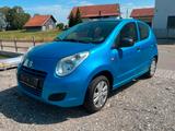 Suzuki Alto Maruti - blaue Suzuki Alto