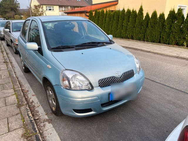 Toyota Yaris  2005/Klima 1.0 Benzin 1350...