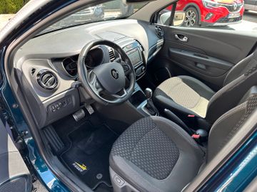 Fahrzeugabbildung Renault Captur Collection 1,3 TCe 150 EDC