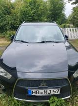 Mitsubishi Outlander 2 - Mitsubishi Outlander aus 2011 mit Diesel-Antrieb
