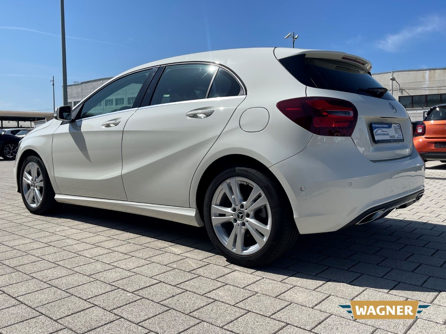Fahrzeugabbildung Mercedes-Benz A 200 BlueEfficiency Sitzheizung 2-Hand