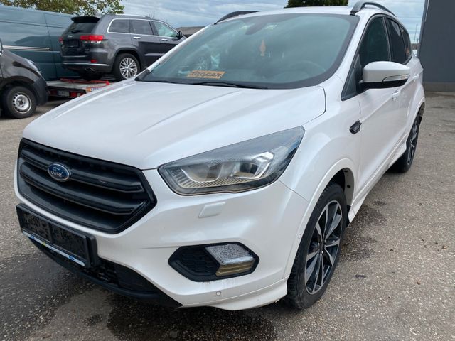 Ford Kuga 1,5 EcoBoost 4x2 ST-Line