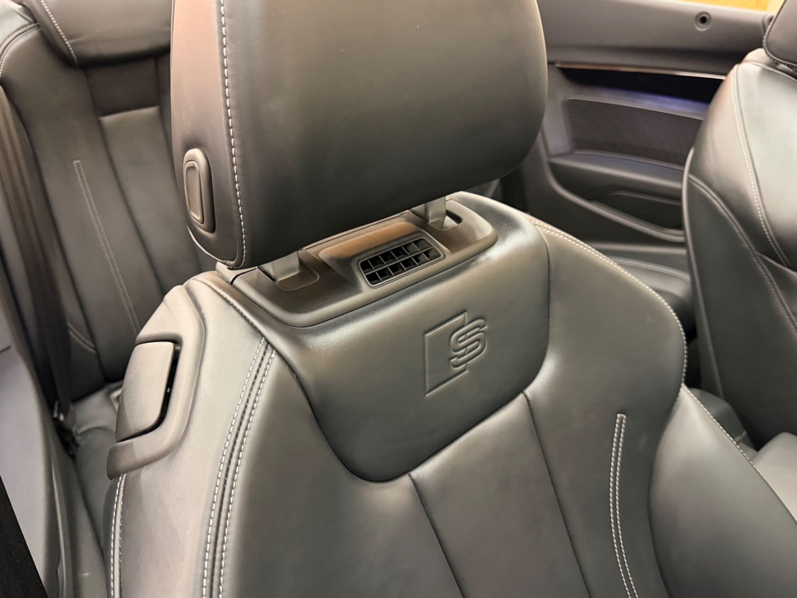 Audi A5 45 TFSI quattro S line B&O MATRIX ACC SHZ NAV foto 25
