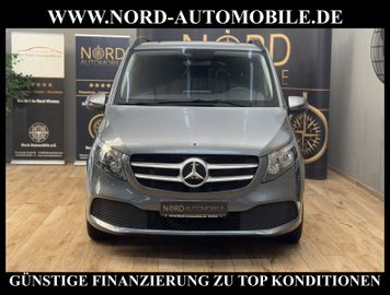 Mercedes V 220 - 5