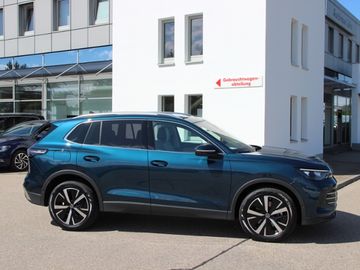 Volkswagen Tiguan 2.0 TDI Elegance KLIMA LED NAVI LEDER ALU