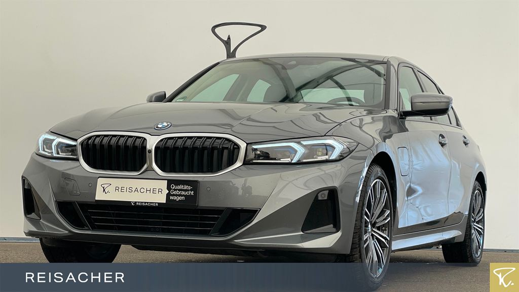 Image of BMW 330