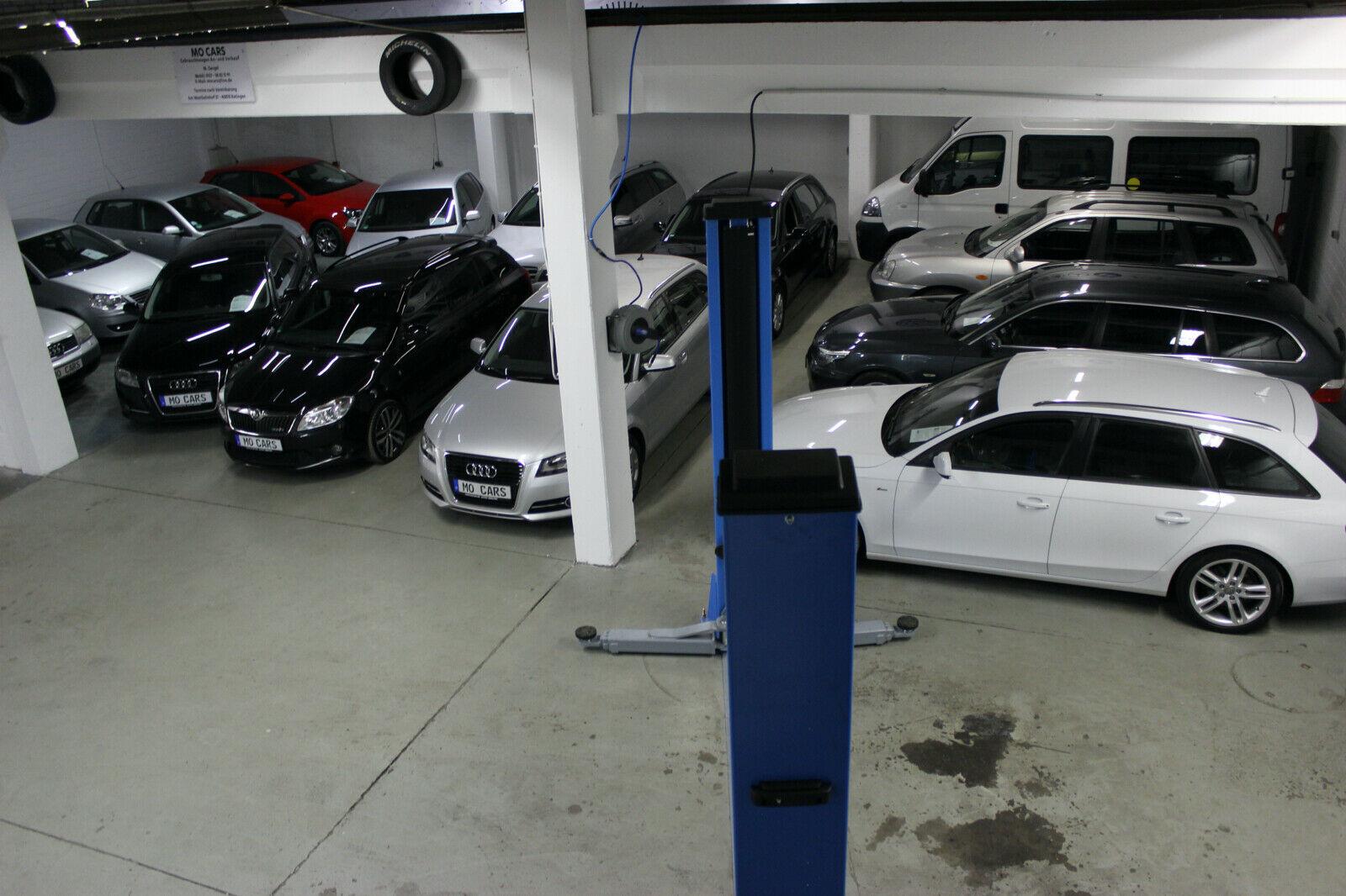 showroom-image-bottom