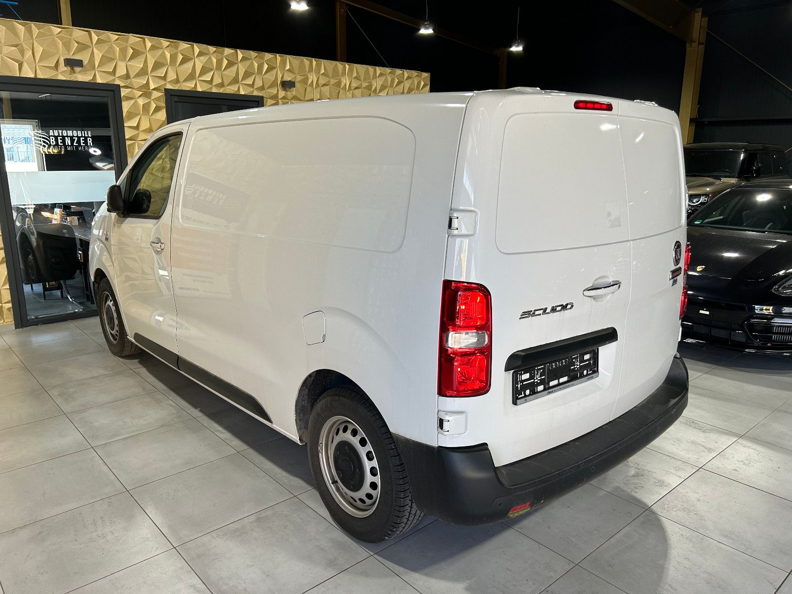 Fahrzeugabbildung Fiat Scudo L2 Basis/360°/APPLE/KLIMA/3-SITZ