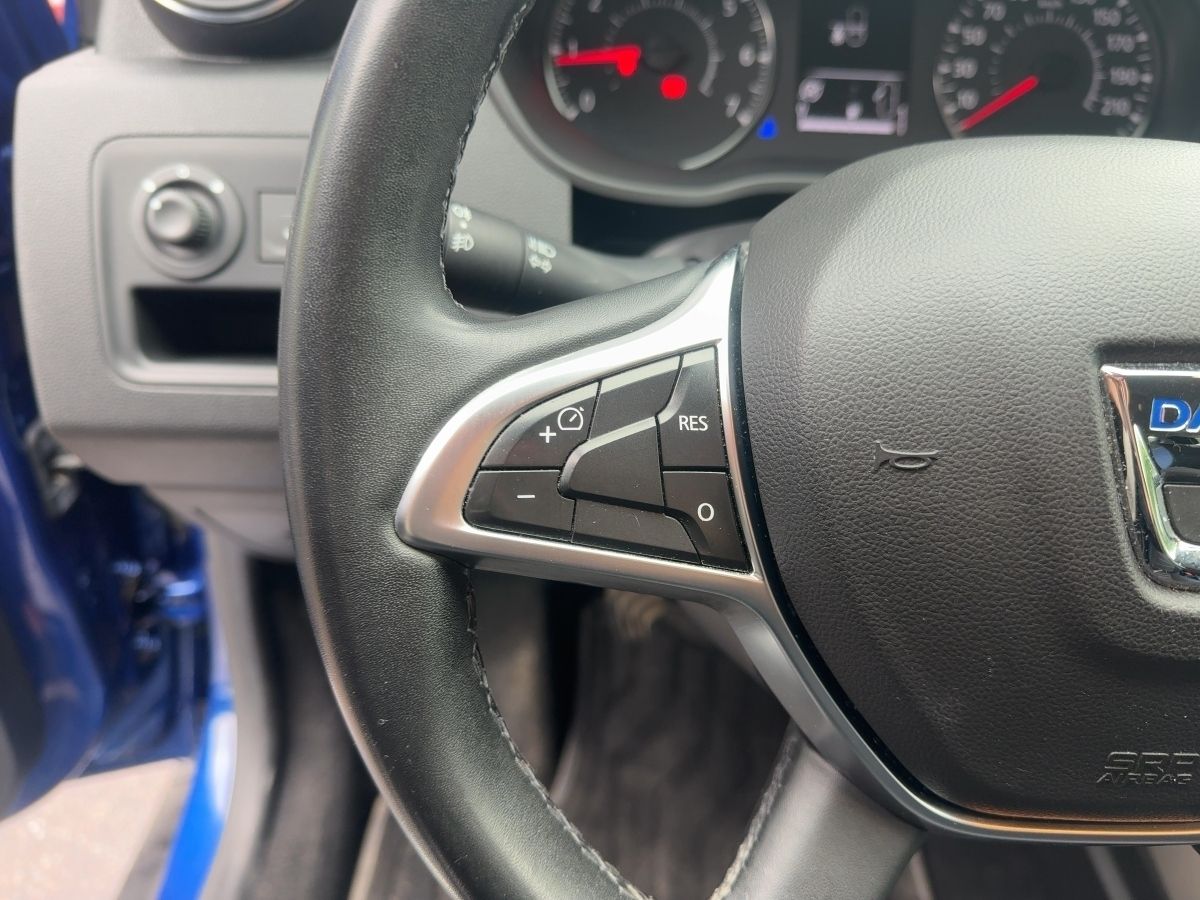 Fahrzeugabbildung Dacia Duster Celebration TCe 150 2WD GPF