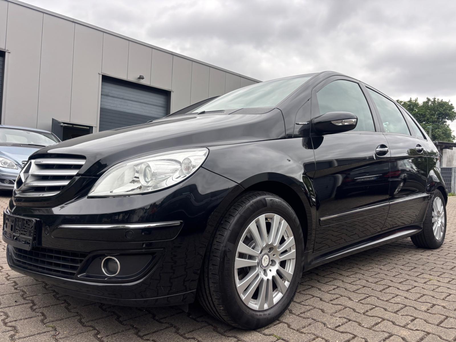 Mercedes-Benz B 200*AUTOM.*PDC*KAMERA*LAMELLENDACH*