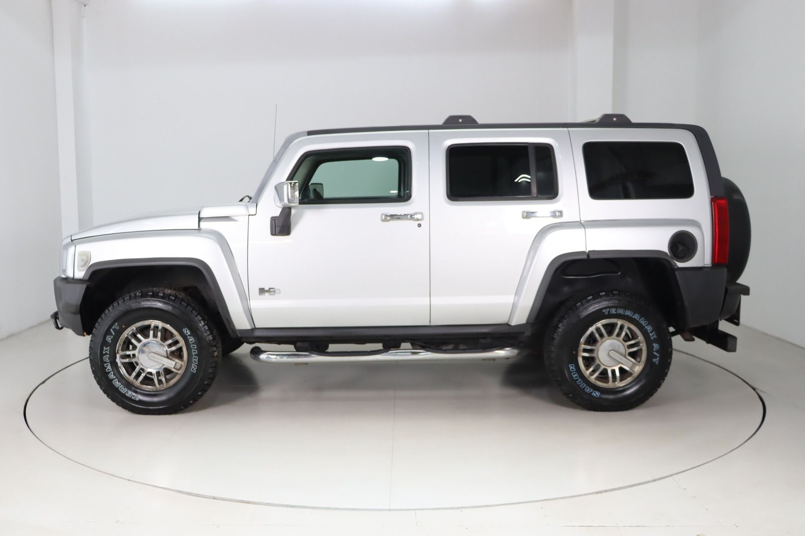 Fahrzeugabbildung Hummer H3 3.7 Auto. * Sitzhzg. * HU/AU bis 04.2027