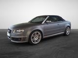 Audi RS4 4.2 quattro Cabriolet - 420 PS V8 - Audi: RS 8