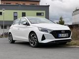 Hyundai i20 1.0 T-GDI 74kW Hybrid Intro TOP - Hyundai i20 Intro mit Benzin-Antrieb