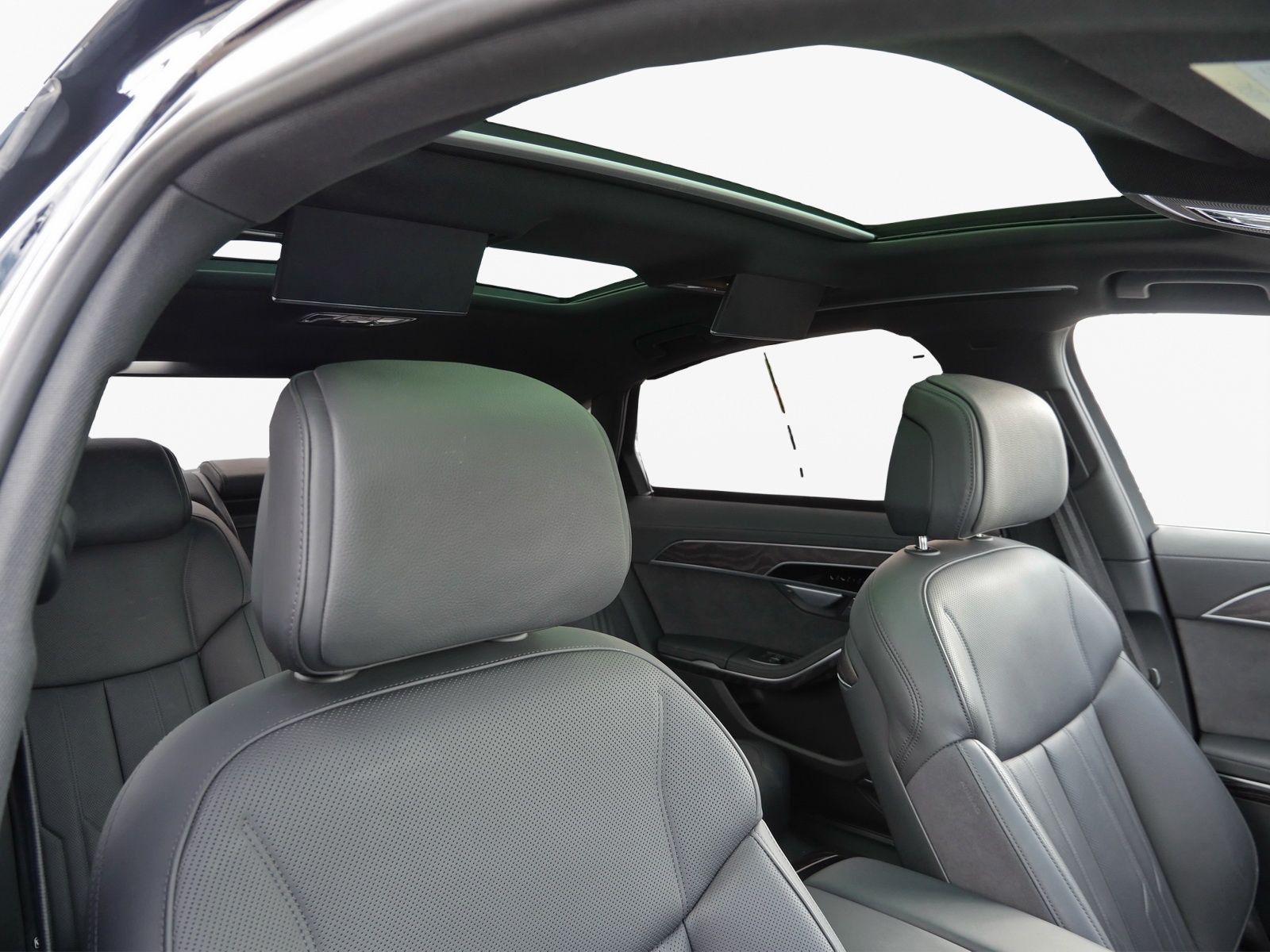 Audi A8 - Bild 11
