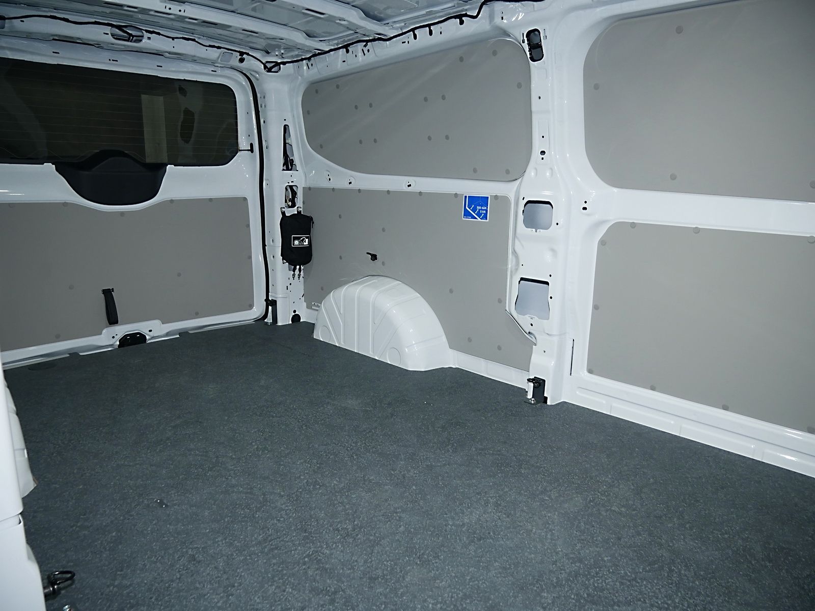 Volkswagen T7 Transporter - Bild 9