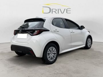 Toyota Yaris - 4