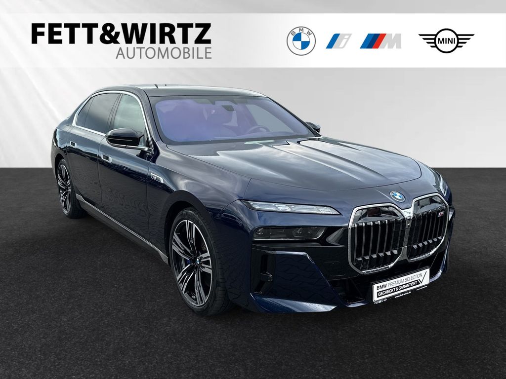 BMW M760e xDrive Inkl. € 1.190 Zubehörbonus*SkyLoung