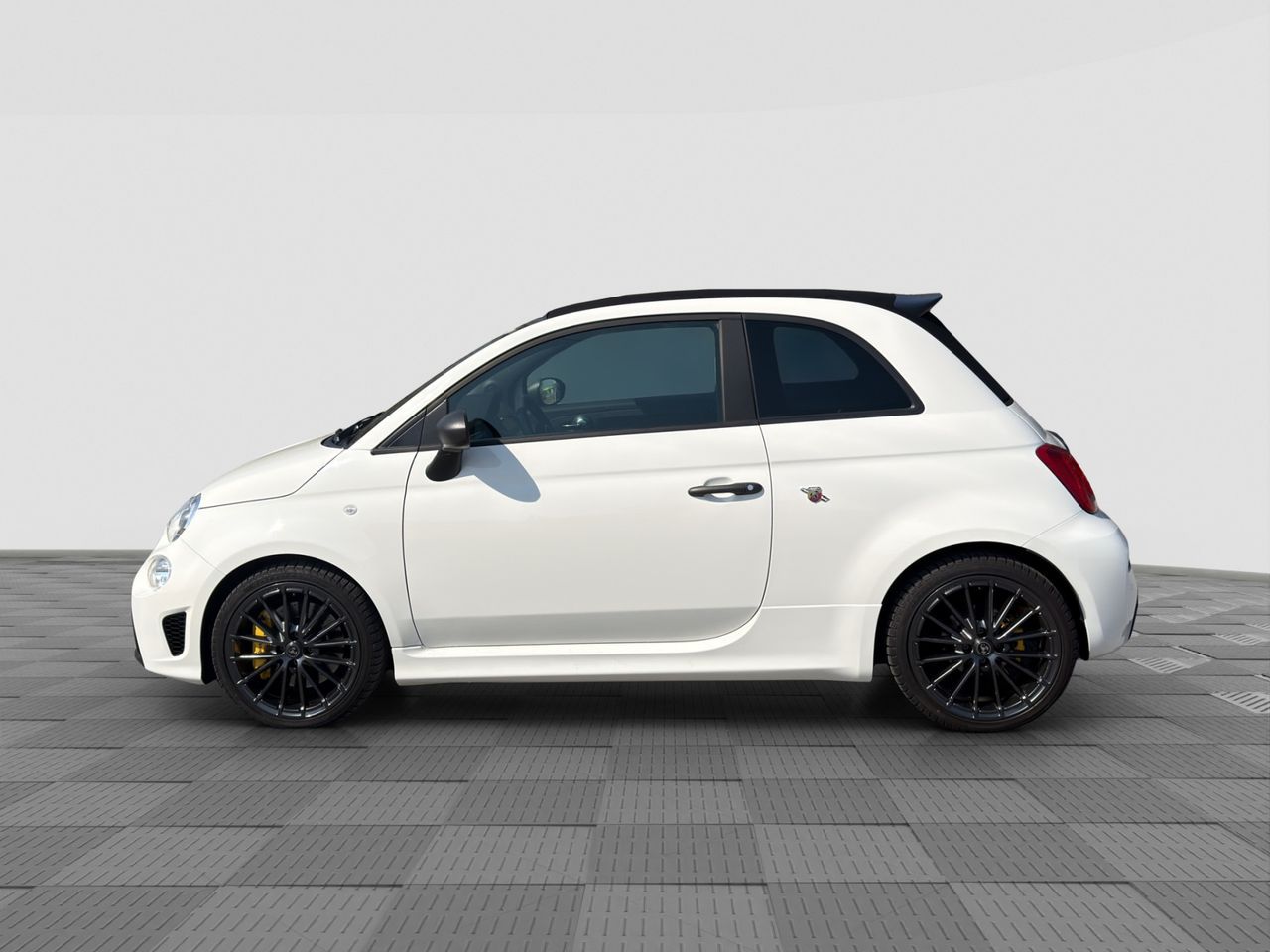 Abarth ABARTH 695 C 1.4 Turbo T-Jet 180 CV imagem 2