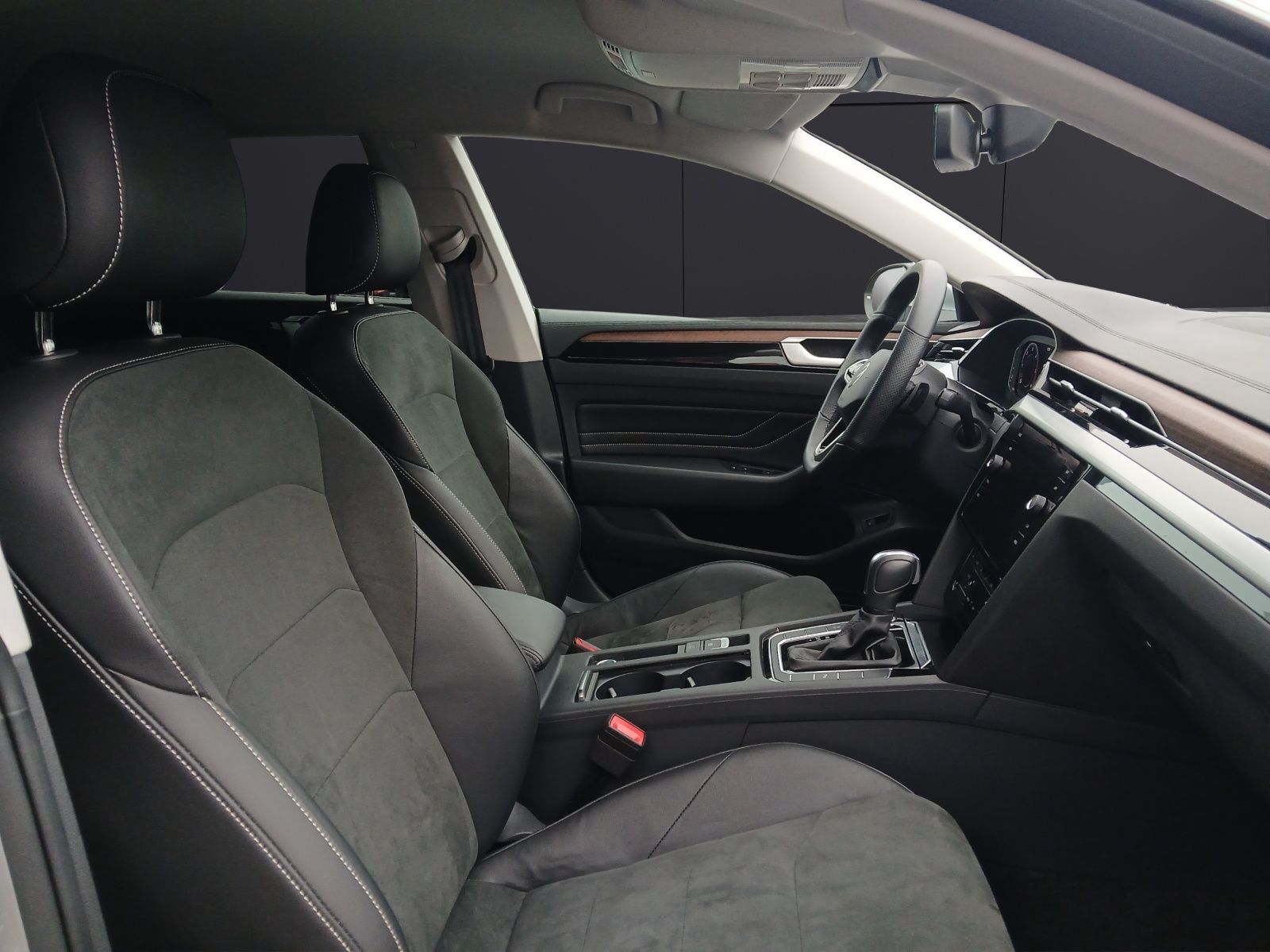 Fahrzeugabbildung Volkswagen Arteon SB TDI Elegance DSG LED AHK Navi AID ACC