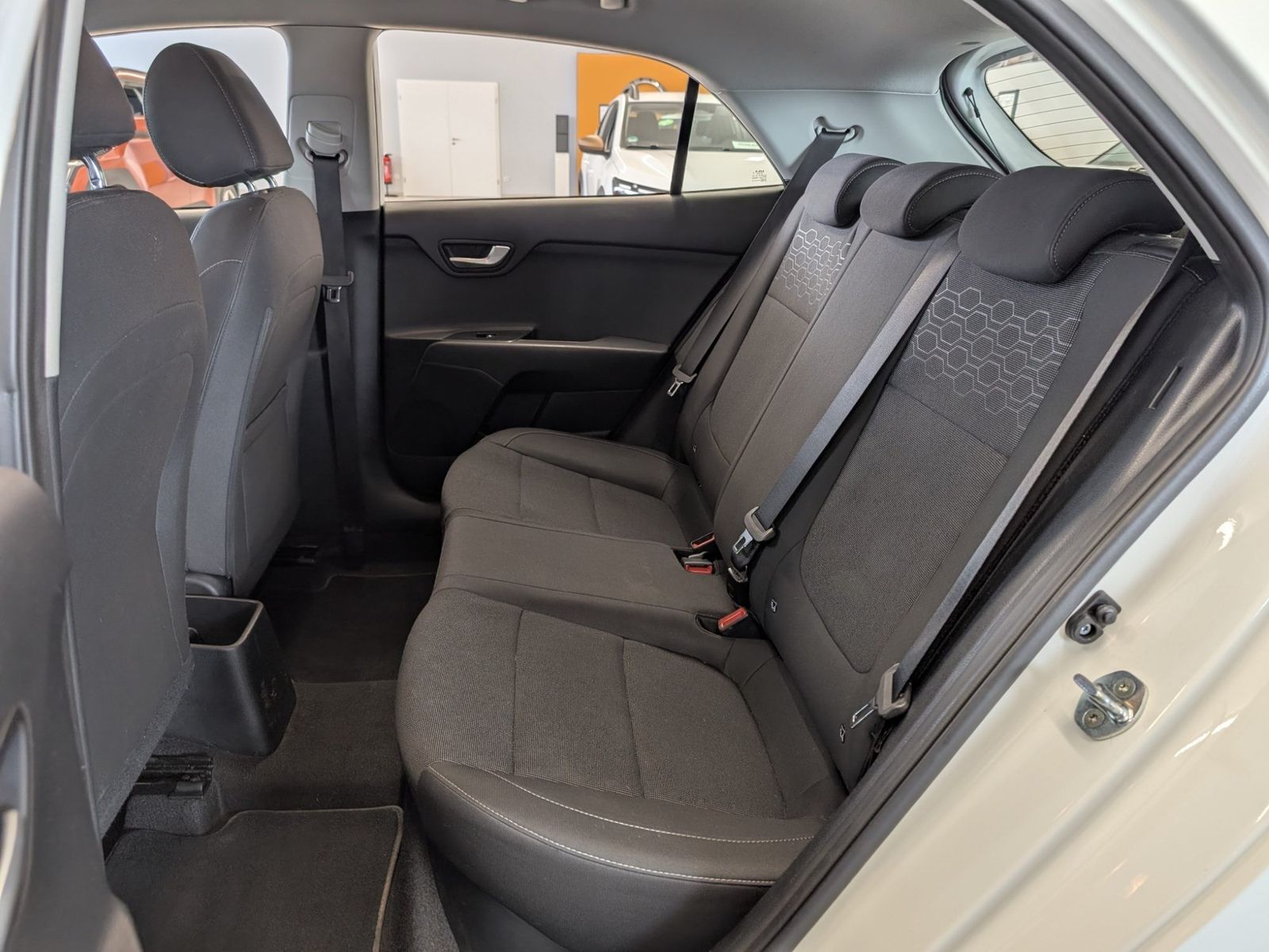 KIA Rio 1.2 Vision Connectivity-Paket – Bild 9