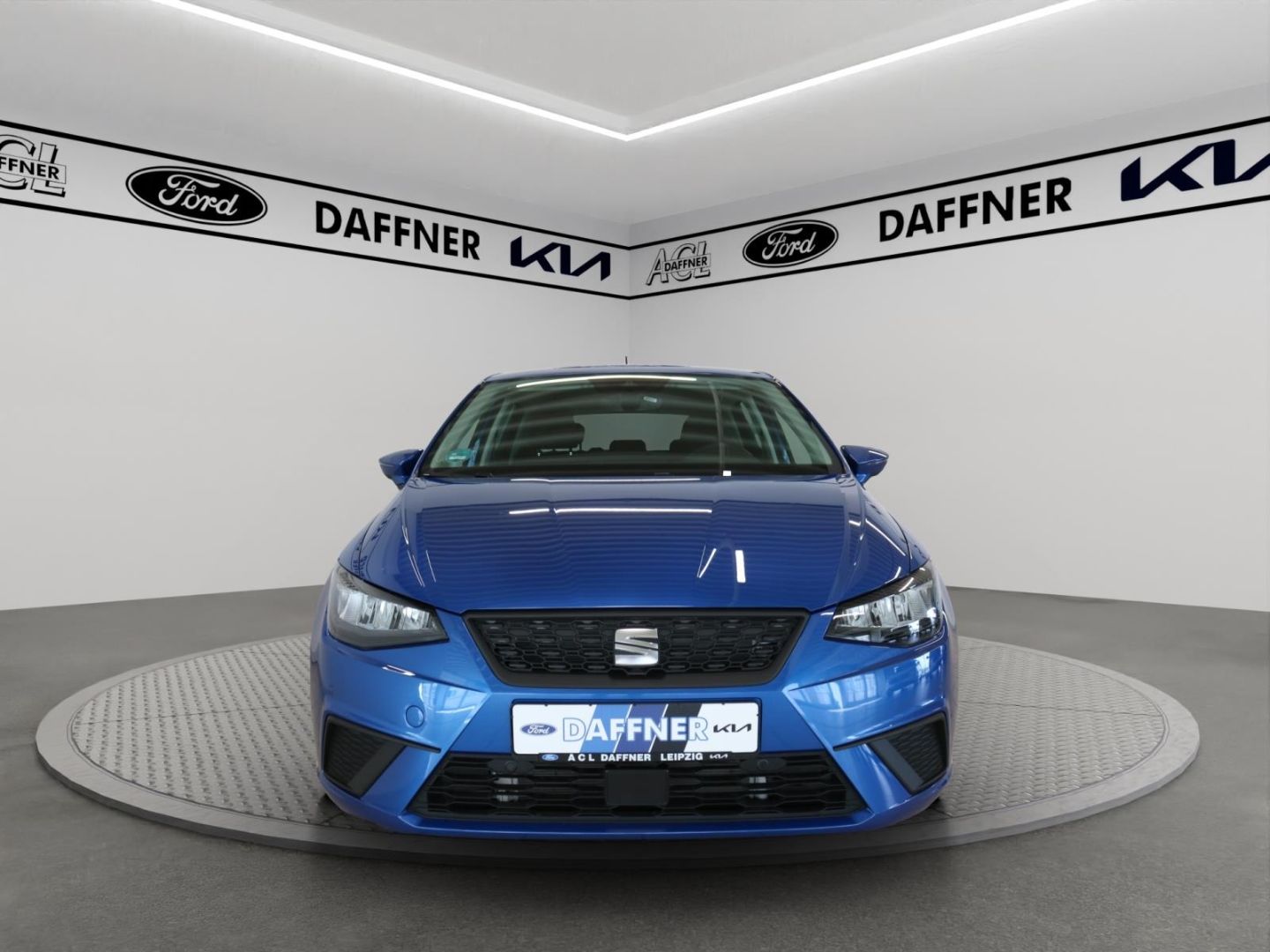 Fahrzeugabbildung SEAT Ibiza Style Navi Kamera LED Klimaautomatik Alu