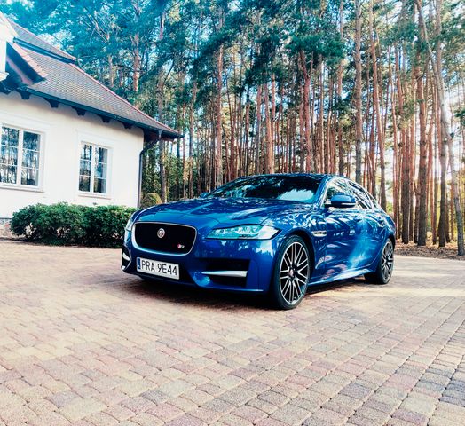 Jaguar XF 25d 240PS R-Sport Automatik R-Sport