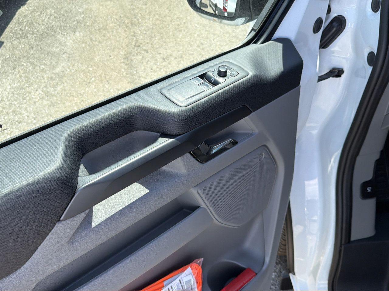 Ford Tourneo Custom Titanium L1 170PS Automatik Navi