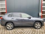 Toyota RAV 4 2.5 Hybrid 4x4 Autom. Team Deutschland - Toyota: Rav2