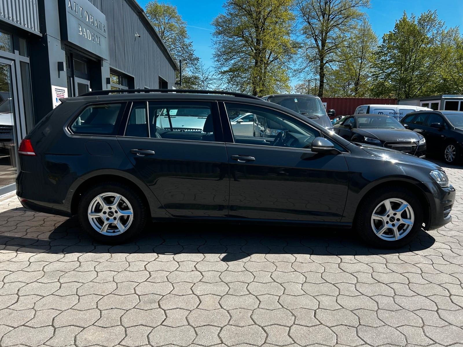 Volkswagen Golf 1.6 TDI Variant  BMT SHZ PDC TEMPOMAT NAVI