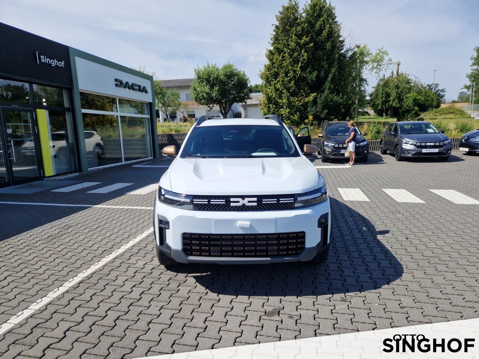 Fahrzeugabbildung Dacia Bigster Extreme Hybrid 155