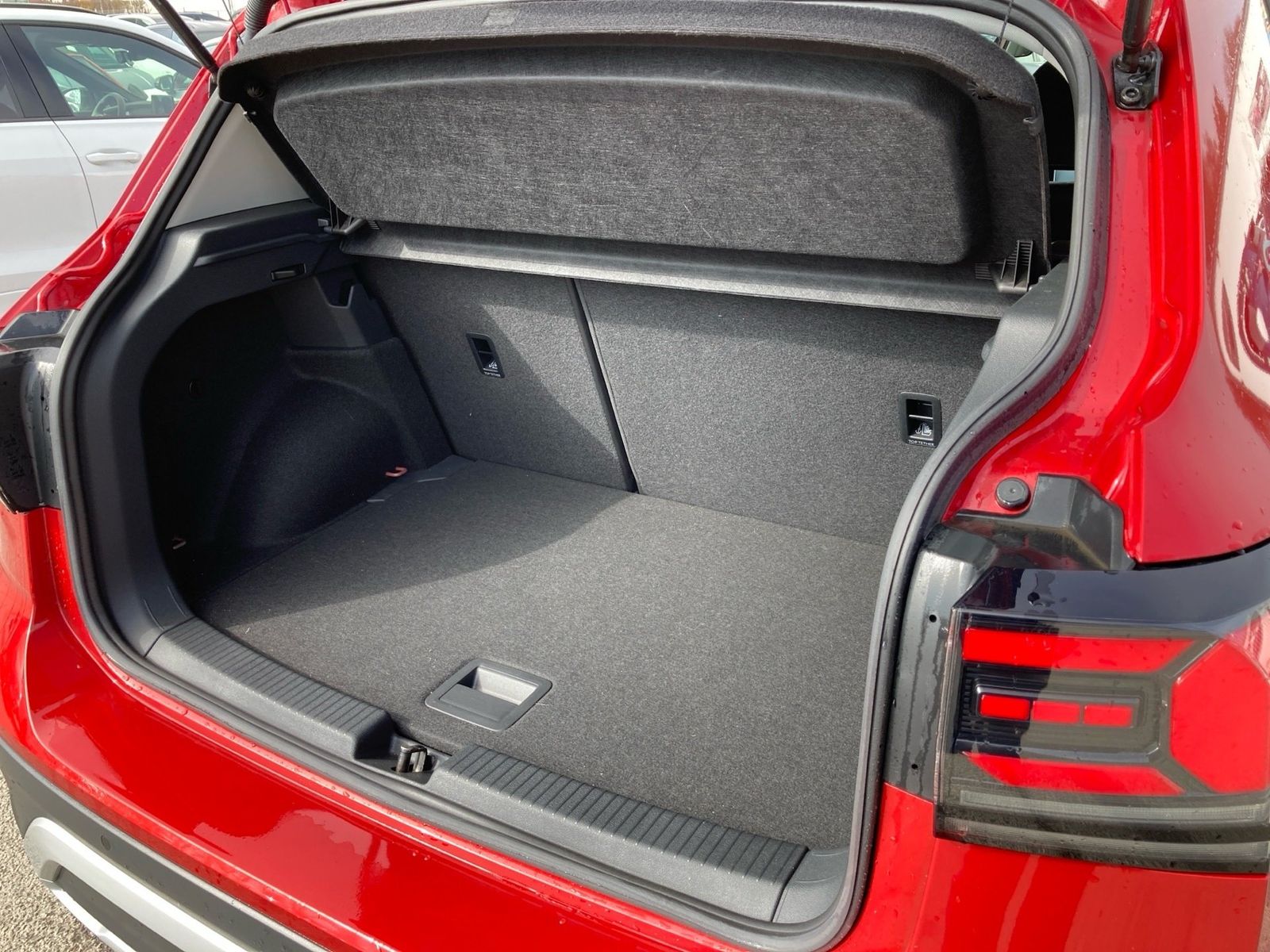 Volkswagen T-Cross - Bild 8