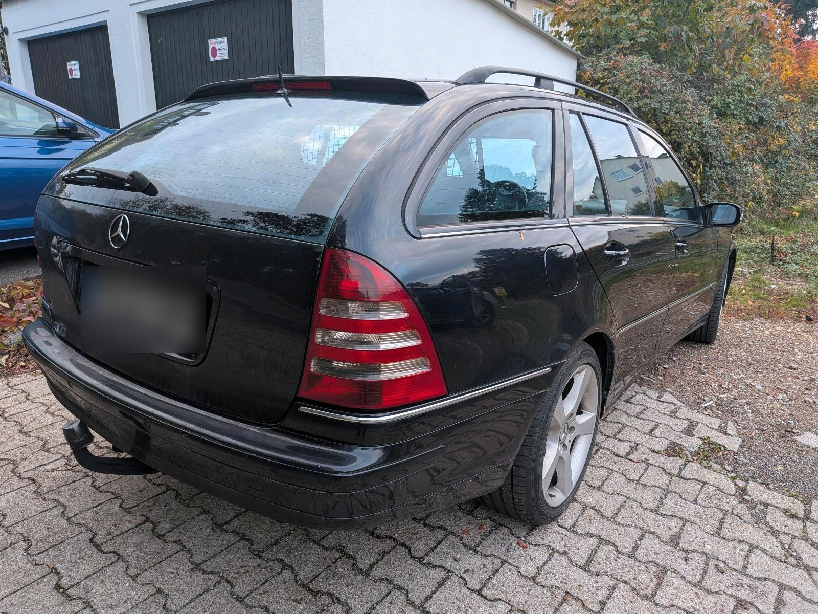 Mercedes-Benz C180 2005 — двигун 204 HP (150kW)