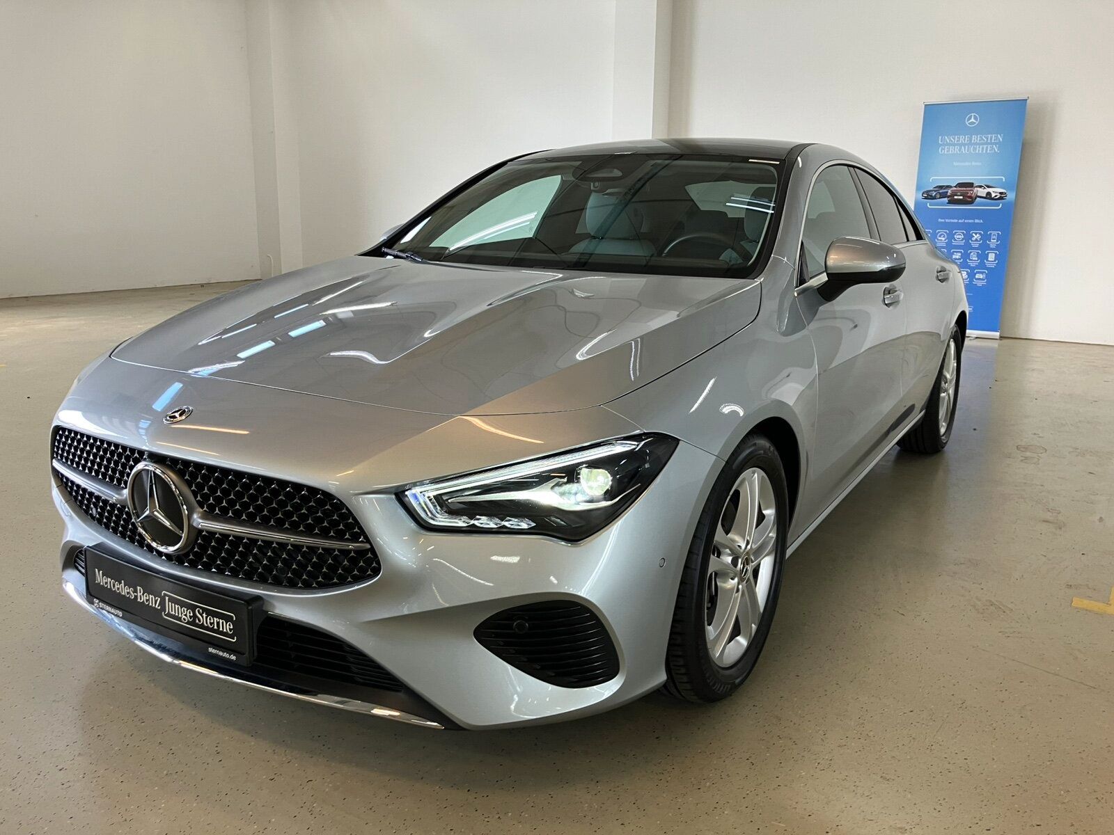 Mercedes-Benz CLA 180 Coupé Progressive Pano Distro RüCam LED imagem 2