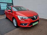 Renault Megane IV Lim. 5-trg. Life *TEMPO, KLIMA, BT - Renault Megane Gebrauchtwagen in Magdeburg