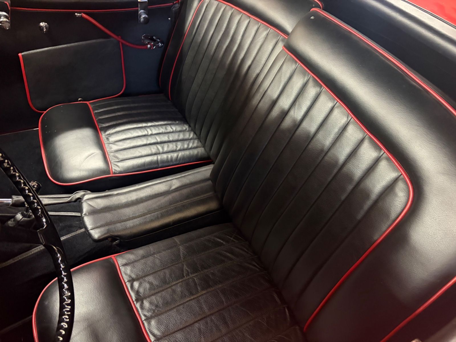 JAGUAR XK 13