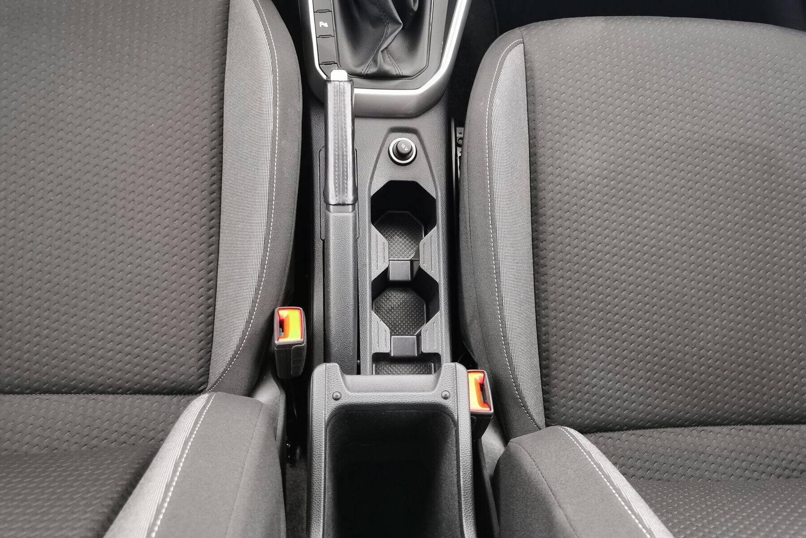 Volkswagen Taigo 1.0 TSI Life SHZG NAV Klimaaut LED PDC v+h, миниатюра 15