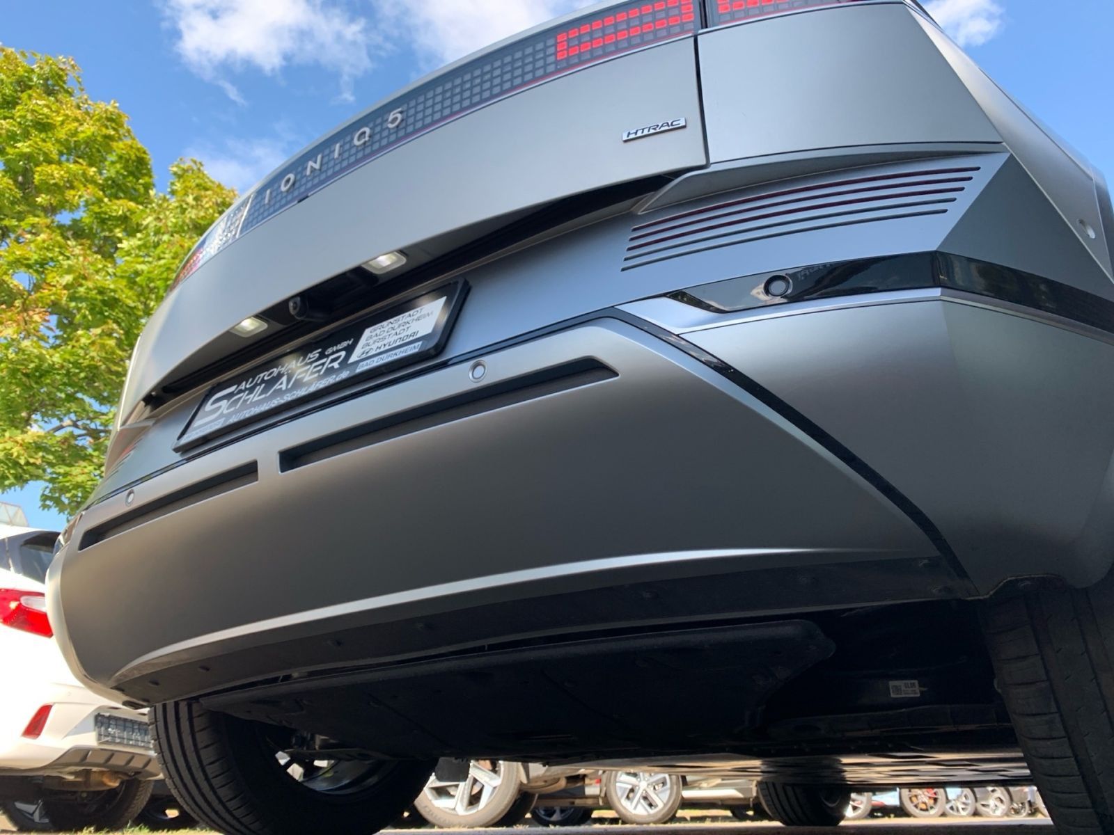 Fahrzeugabbildung Hyundai IONIQ 5 Uniq 77,4 kWh 4WD Assi 20Zoll Pano