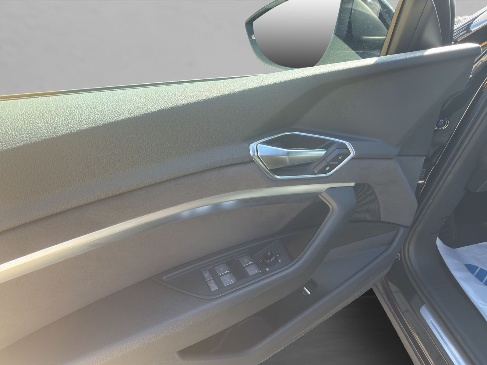 Audi e-tron 55 quattro S line Black AHK Kam Head-Up foto 16