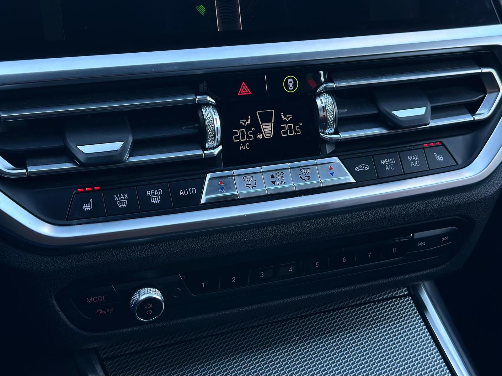 BMW 330e Touring M SPORT PAKET LED#KEYLE#SPUR#NAVI - Image 14