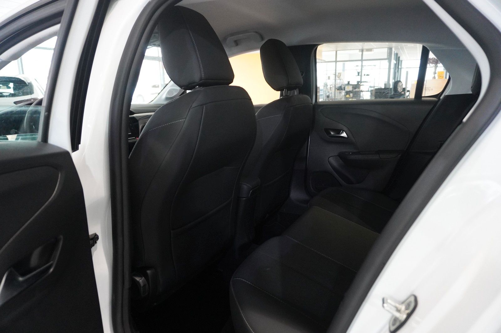 Fahrzeugabbildung Opel Corsa F 1.2T ELEGANCE NAVI/LED/VIRT/KAMERA/DAB+